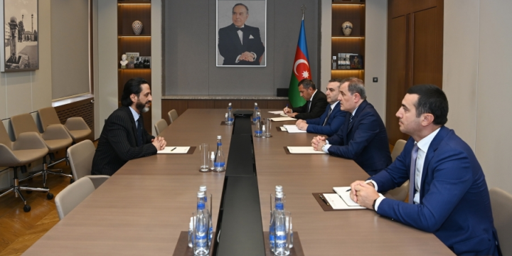 Azerbaijani FM meets with outgoing Saudi ambassador