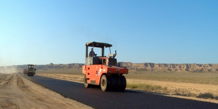 Azerbaijani President allocates AZN 14.6m to complete construction of highway connecting 27 residential areas