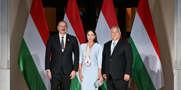 President Ilham Aliyev and First Lady Mehriban Aliyeva attended reception celebrating Hungarian national holiday in Budapest