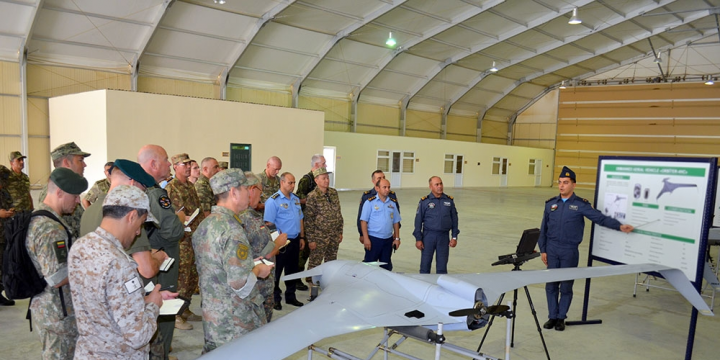 Foreign military attachés visit military unit
