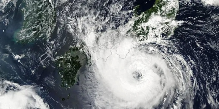 Cyclone Saola turns into ‘super typhoon’ ahead of landfall