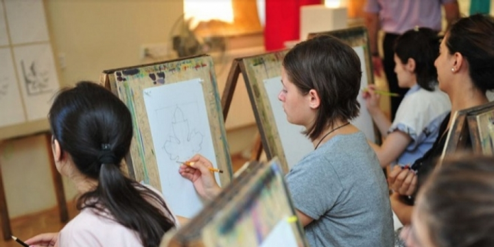 V ixtisas qrupu üzrə müsabiqə şərtləri