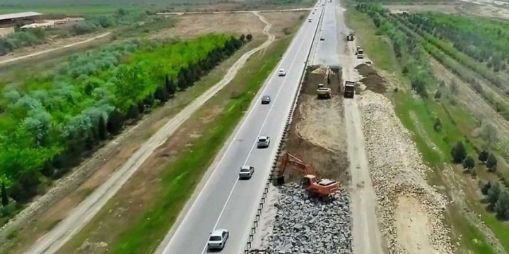 Bakı-Quba yolunun bir hissəsi təmir edilir