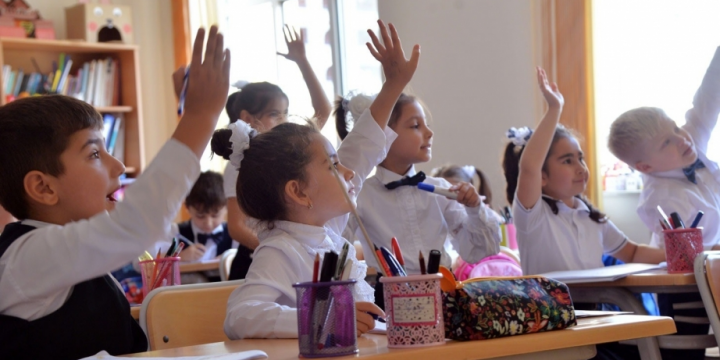 Lisey və gimnaziyalara sənədlərin qəbuluna başlanılır