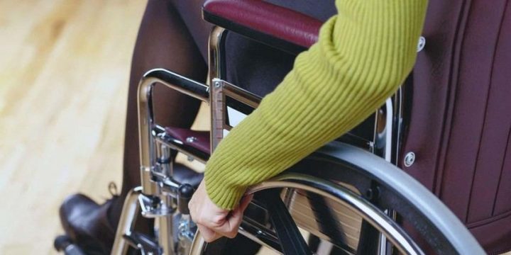 Əlilliyi olan şəxsləri müşayiət edənlərin qidalanması dövlət hesabına qarşılanacaq