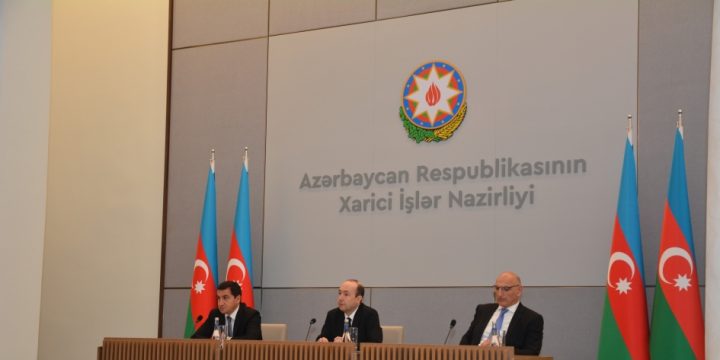 Azərbaycanda akkreditə olunmuş diplomatik korpus üçün bölgədə son vəziyyətə dair brifinq keçirilib