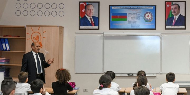 Müəllimlərin iş yerinin qarşılıqlı dəyişdirilməsi prosesi başlayır