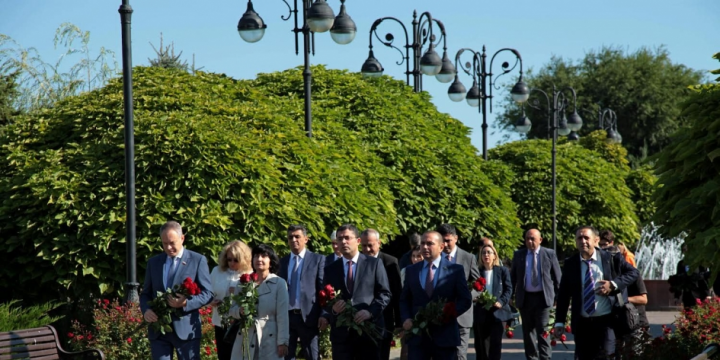 Azerbaijani delegation attends 8th Caspian Media Forum in Astrakhan