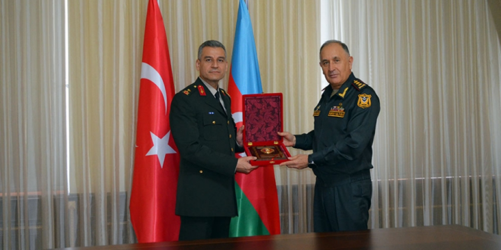 Chief of General Staff of Azerbaijan Army meets with Turkish delegation