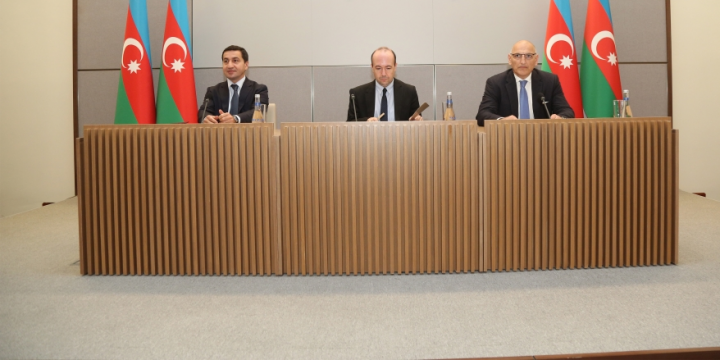 Azerbaijan’s Foreign Ministry holds briefing for diplomatic corps on latest situation in the region