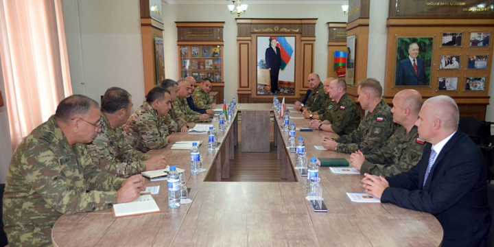 Azerbaijan’s National Defense University holds meeting with Polish delegation