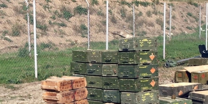 Defense Ministry: Weapons and ammunition seized in direction of Yukhari Veysalli village of Khojavend district