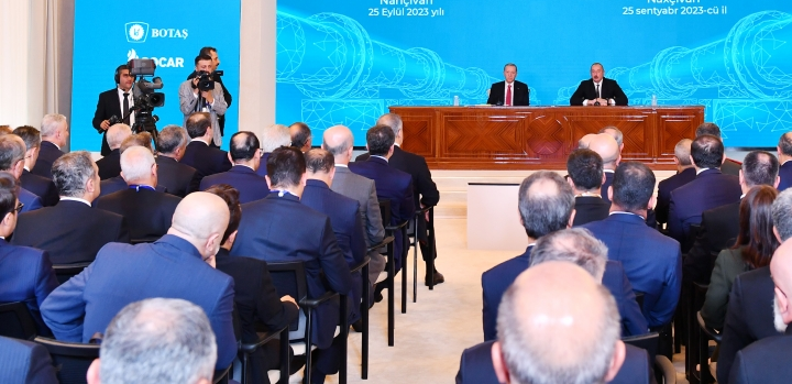 President Ilham Aliyev and President Recep Tayyip Erdogan are making press statements