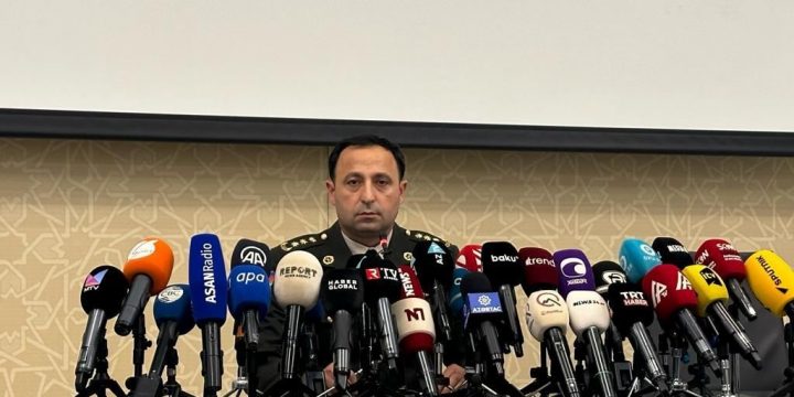 Müdafiə Nazirliyi brifinq keçirib