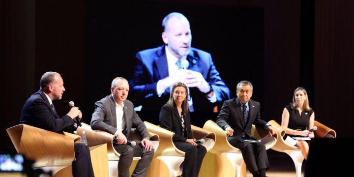 Baku hosts plenary session on NASA Gateway program