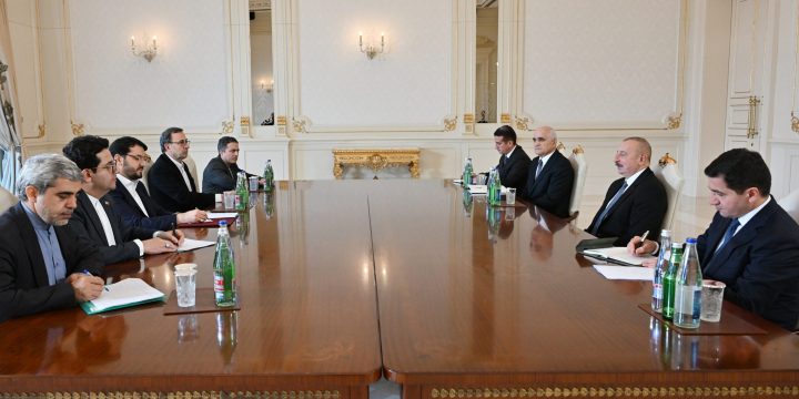 Prezident İlham Əliyev İranın yol və şəhərsalma nazirini qəbul edib