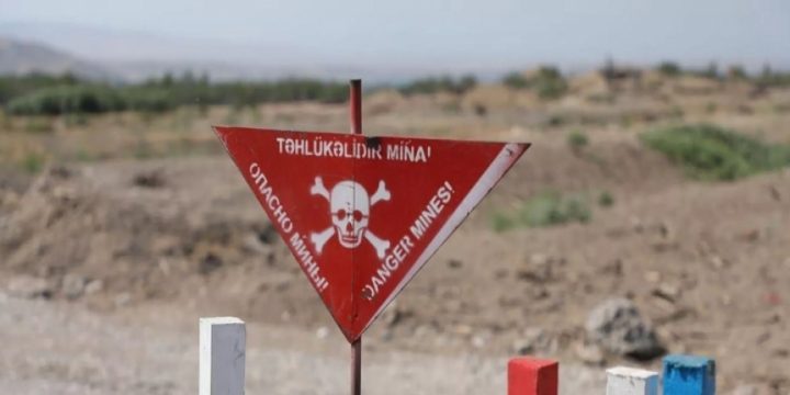 Tərtər sakini minaya düşüb