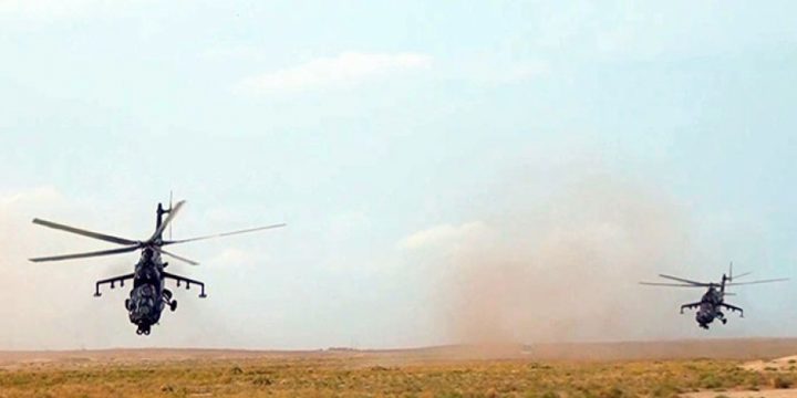 Hərbi Hava Qüvvələrinin helikopter bölmələri ilə təlim keçirilib