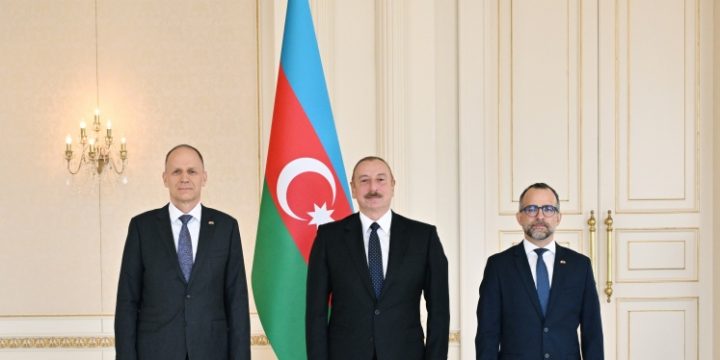 Prezident İlham Əliyev İsveçrənin Azərbaycanda yeni təyin olunmuş səfirinin etimadnaməsini qəbul edib