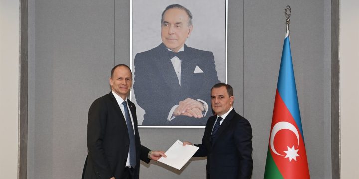 Ceyhun Bayramov Qarabağ bölgəsinin yerli erməni sakinlərinin reinteqrasiyası prosesindən danışıb