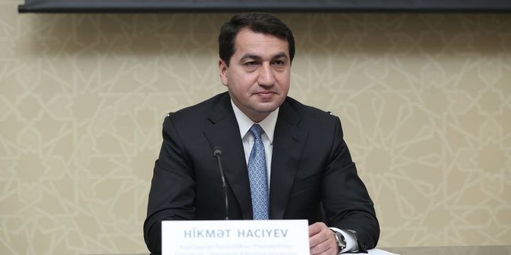 Hikmət Hacıyev: Ermənistan Zəngəzur dəhlizinin açılmasında maraqlı olduğunu göstərməlidir