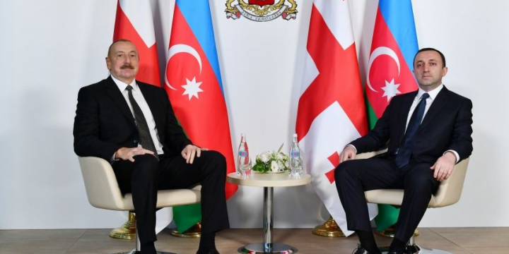 Prezident İlham Əliyevin Gürcüstanın Baş naziri İrakli Qaribaşvili ilə təkbətək görüşü olub