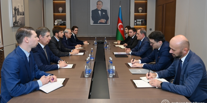 Azerbaijani FM meets with Special Representative of Russian President