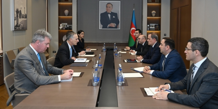 Ceyhun Bayramov ABŞ Dövlət Departamentinin nümayəndəsi ilə Azərbaycan-Ermənistan normallaşma prosesini müzakirə edib