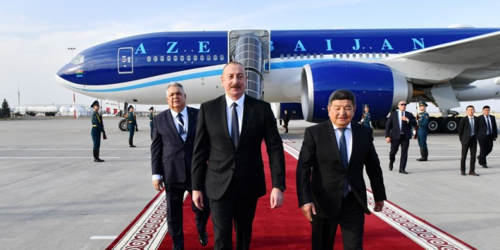 Prezident İlham Əliyev Qırğızıstana səfər edib
