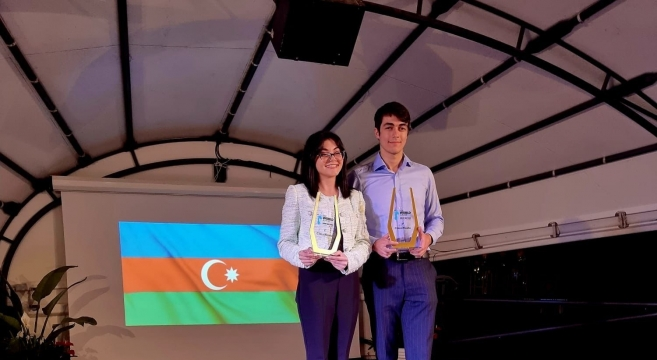 Dünya çempionu olan Azərbaycan şahmatçıları mükafatlandırılıblar