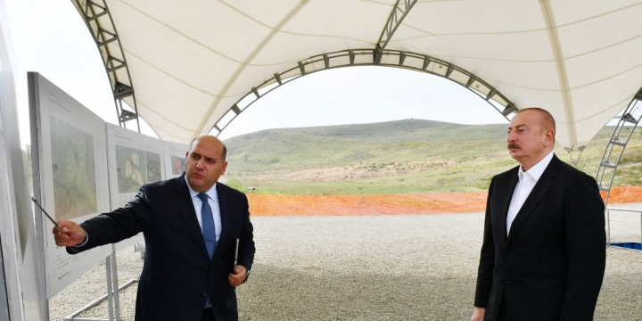 Prezident İlham Əliyev Füzuli rayonunun Qoçəhmədli kəndinin təməlini qoyub 