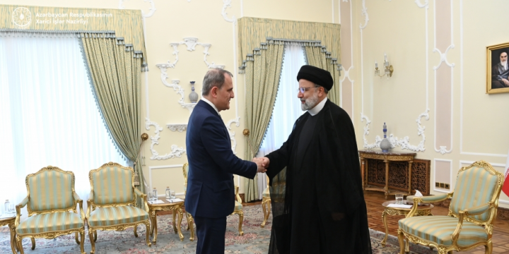 Azerbaijani FM meets with Iranian President