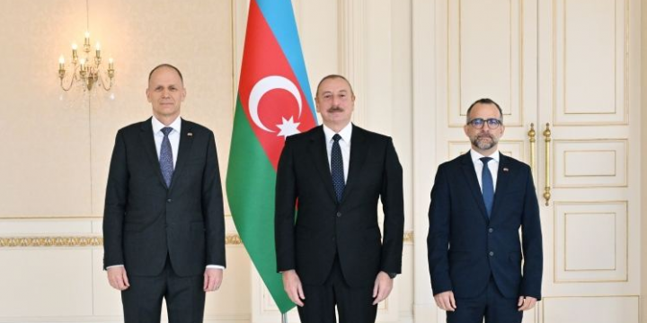 President Ilham Aliyev accepted credentials of incoming ambassador of Switzerland 