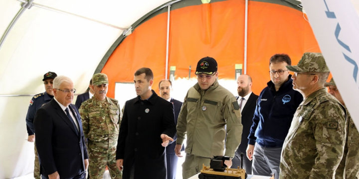 Exhibition of weapons and vehicles arranged on Distinguished Visitors Day held as part of joint tactical exercises