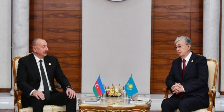 President Ilham Aliyev offers condolence to his Kazakh counterpart over coal mine fire