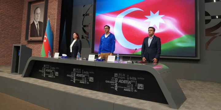 Azerbaijan’s Minister of Youth and Sports meets with athletes succeeded in international competitions