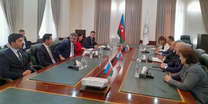 TBMM Baş Katibinin rəhbərlik etdiyi nümayəndə heyəti Qərbi Azərbaycan İcmasını ziyarət edib