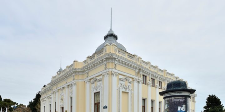 Kukla Teatrı noyabr repertuarını təqdim edib