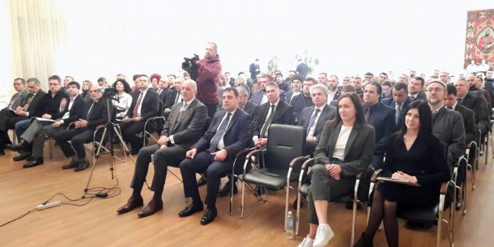 Kiyevdə Ulu Öndərin 100 illiyinə həsr edilən poçt markası dəstinin təqdimatı olub 