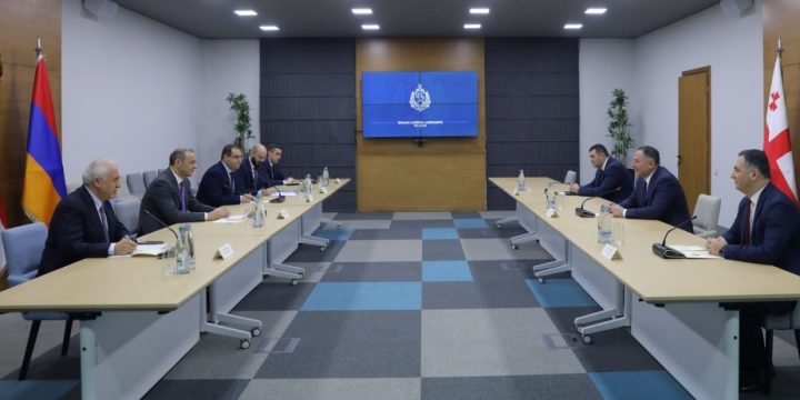 Gürcüstan və Ermənistan rəsmiləri regional təhlükəsizlik məsələlərini müzakirə ediblər