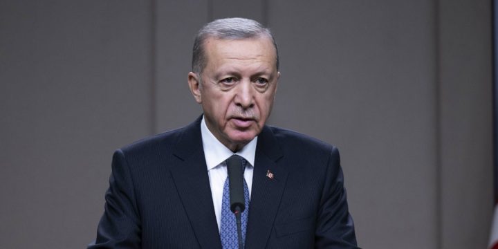 Rəcəb Tayyib Ərdoğan Azərbaycanı ərazi bütövlüyünün bərpası münasibətilə təbrik edib