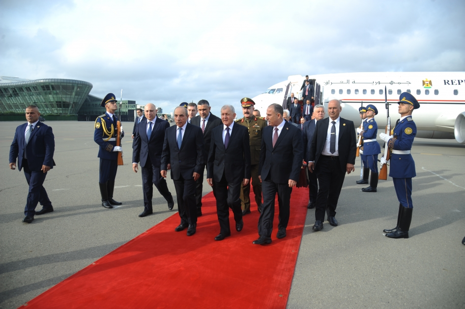 President of Iraq Abdullatif Jamal Rashid arrives in Azerbaijan for ...