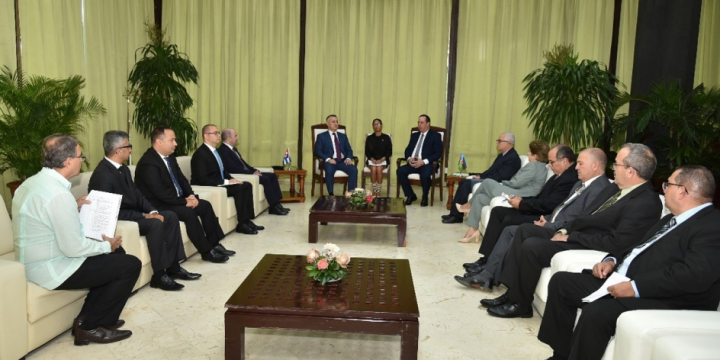 Azerbaijani, Cuban ministries of health sign MoU