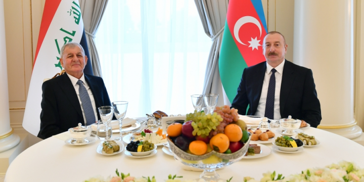 Official lunch was hosted on behalf of President of Azerbaijan in honor of President of Iraq