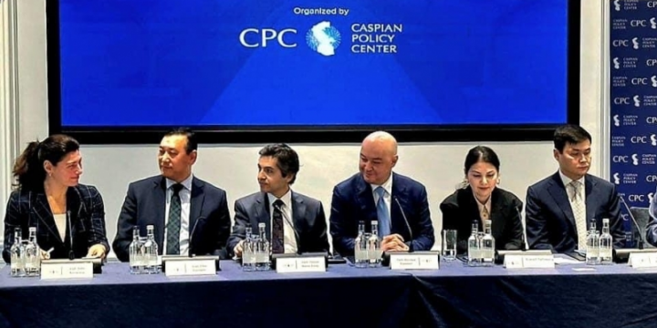 Londonda Azərbaycanın Orta dəhlizin inkişafına verdiyi töhfələr müzakirə edilib