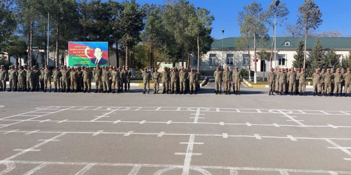 Azərbaycan Ordusunda 12 Noyabr – Konstitusiya Günü münasibətilə silsilə tədbirlər keçirilib