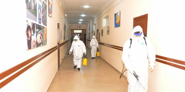 BŞTİ: Ümumi təhsil müəssisələrində dezinfeksiya işlərinə başlanılıb