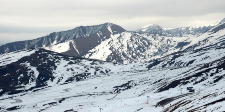 Faktiki hava: Şahdağda qar örtüyünün hündürlüyü 5 santimetr təşkil edib