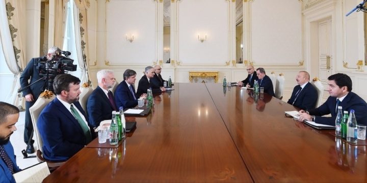 Prezident İlham Əliyev ABŞ Dövlət katibinin köməkçisini qəbul edib