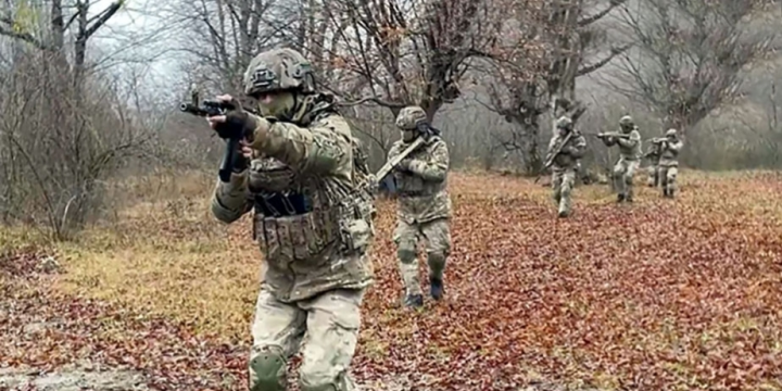 Komando bölmələri ilə taktiki-xüsusi təlim keçirilib